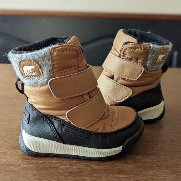 Sorel Other - NWOT Sorel Whitney II Strap Boot - Toddler size 5